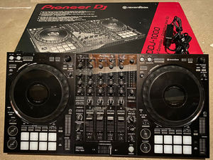 Pioneer DDJ 1000, Pioneer DDJ 1000SRT DJ ovladac